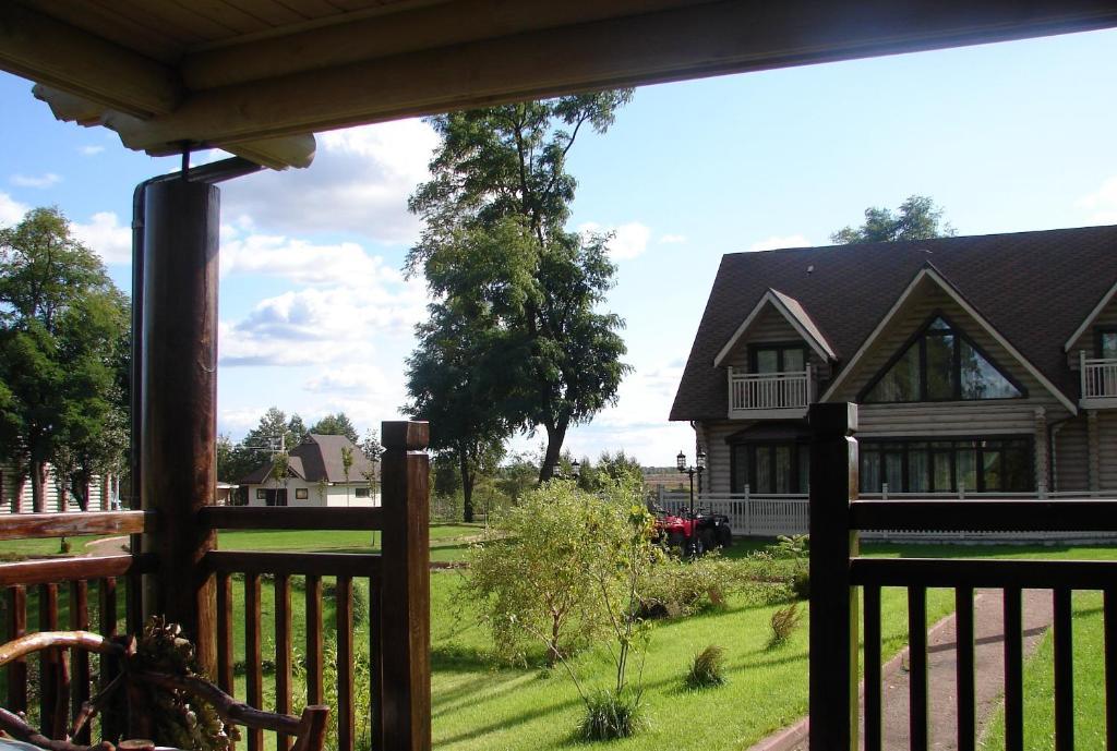 Pastoral Glamping Hotell Velikij Les Rom bilde