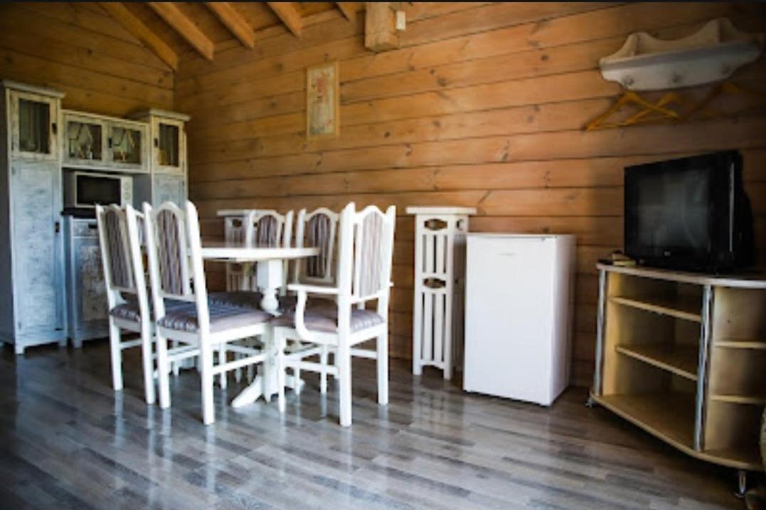 Pastoral Glamping Hotell Velikij Les Eksteriør bilde